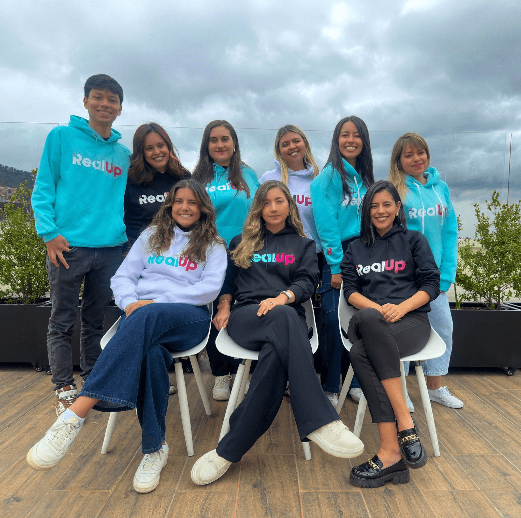 RealUp Team
